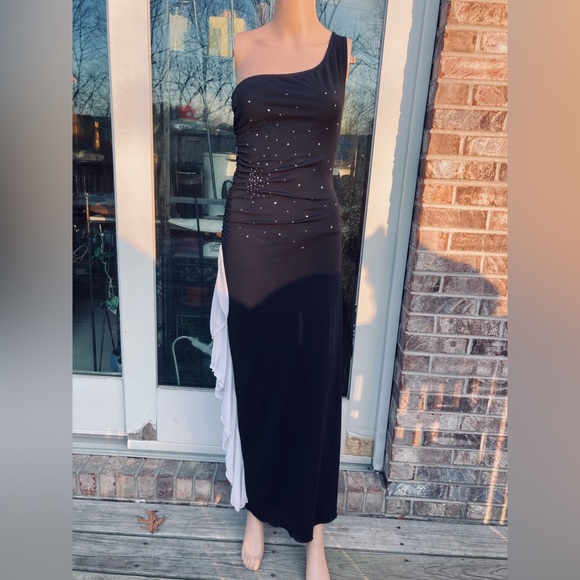 Y2K Black & White Ruffle Rhinestone Goth Prom Dress - Picture 3 of 10